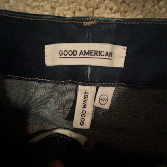 4 pairs of Good American Jeans! 2 good waist and 2 good legs style! Sz 4/27 - Picture 6 of 7